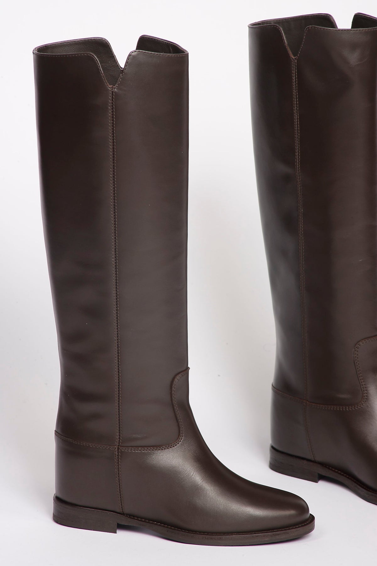 VIA ROMA 15 (outlet)